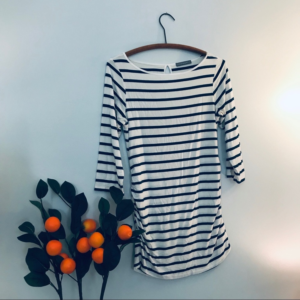 Maternity quarter sleeve